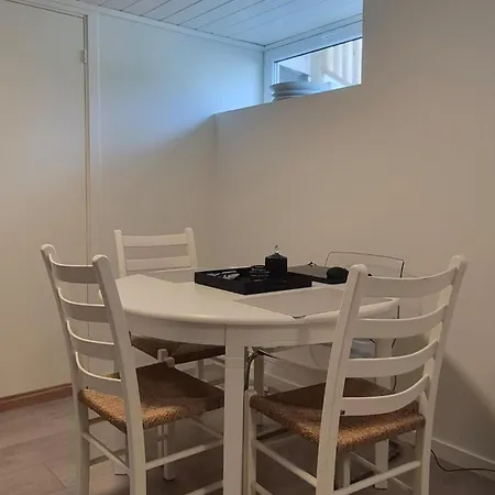 Eg Apartment, Walk To Hospital & Apartamento Kristiansand