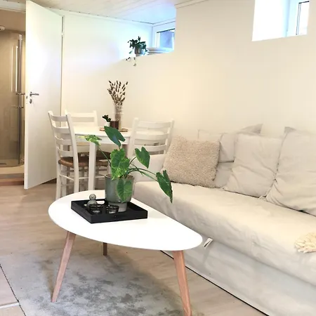 Eg Apartment, Walk To Hospital & Apartmán *